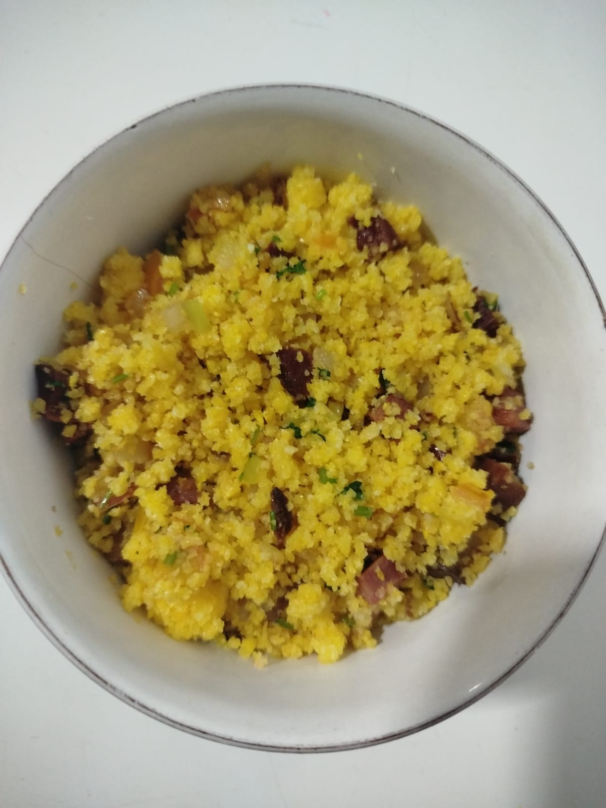 Farofa de Cuscuz Temperado Pronta para Servir - Sabor e Praticidade